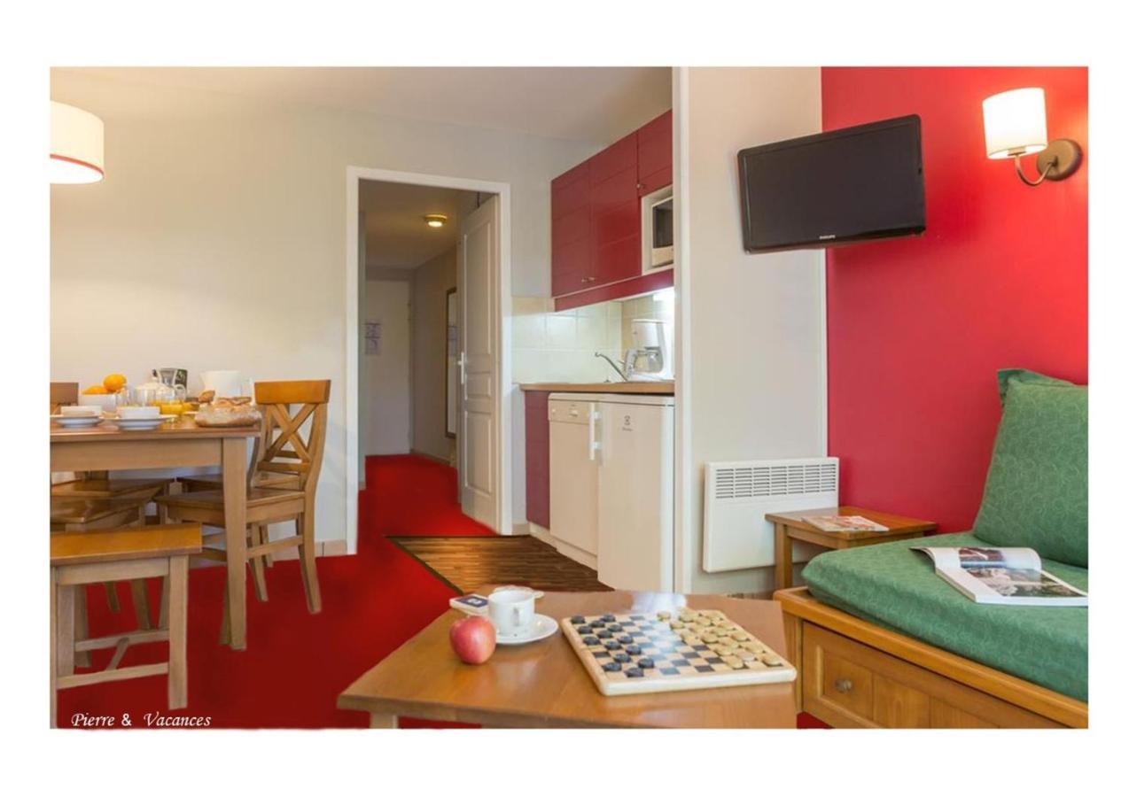 Charmant Appartement Avec Piscine. Monflanquin Dış mekan fotoğraf